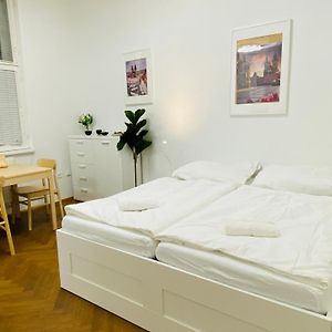 Camera con letto king size